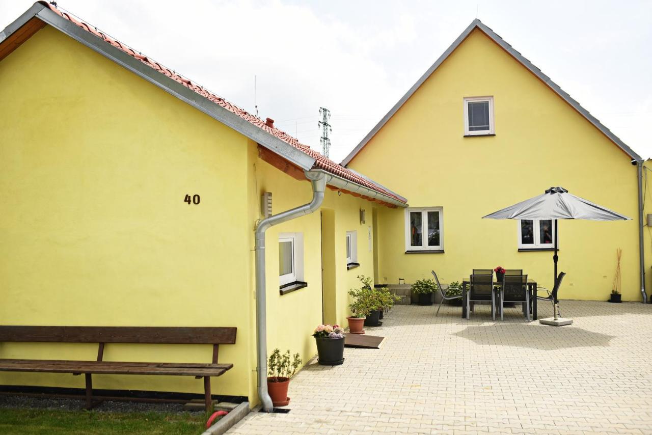 Penzion Rozarka Prisecna Exterior photo